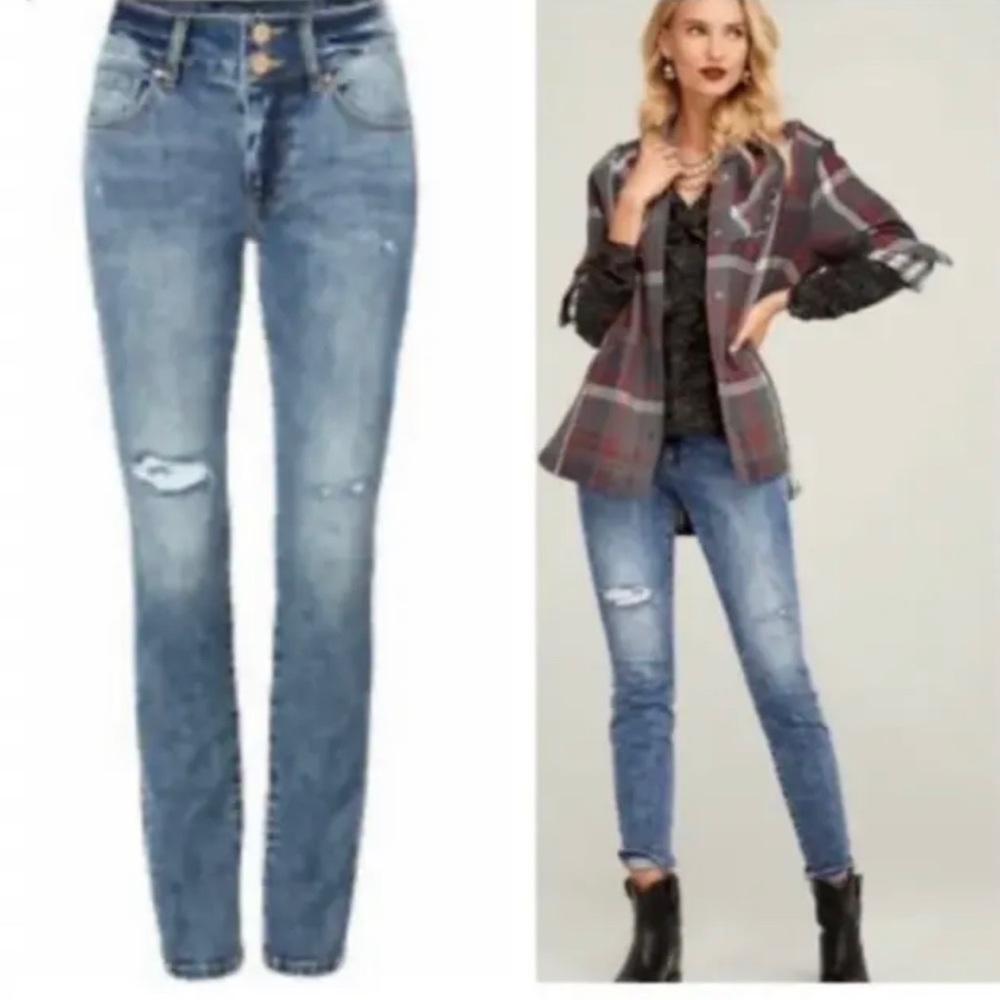 CAbi Adventure Wash Distressed Cinch
Skinny Jeans- NWOT SZ 6